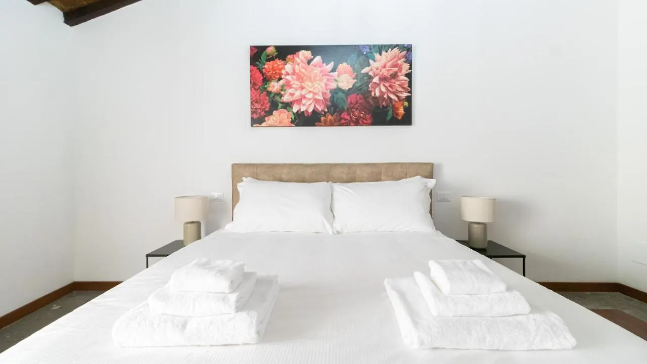 Italianway - Barberini Elegantia Apartments Roma Italy