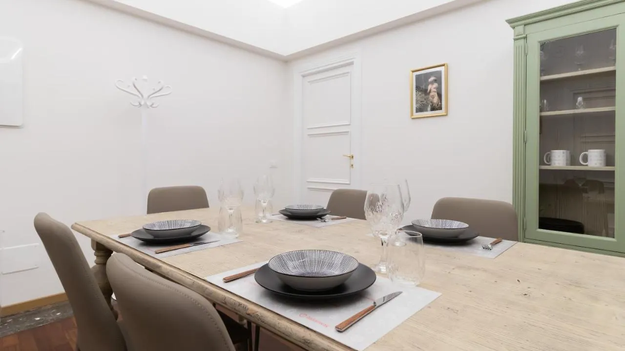 Italianway - Barberini Elegantia Apartments Roma  Rome