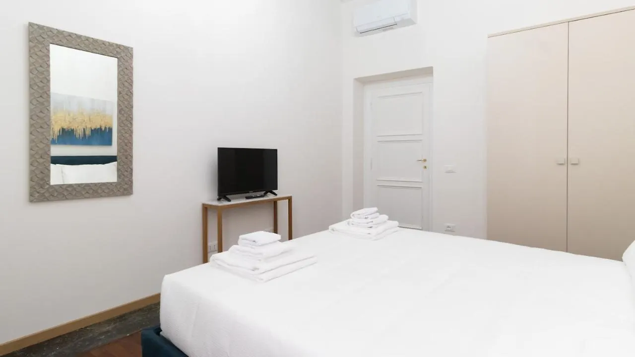 Italianway - Barberini Elegantia Apartments Roma Italy