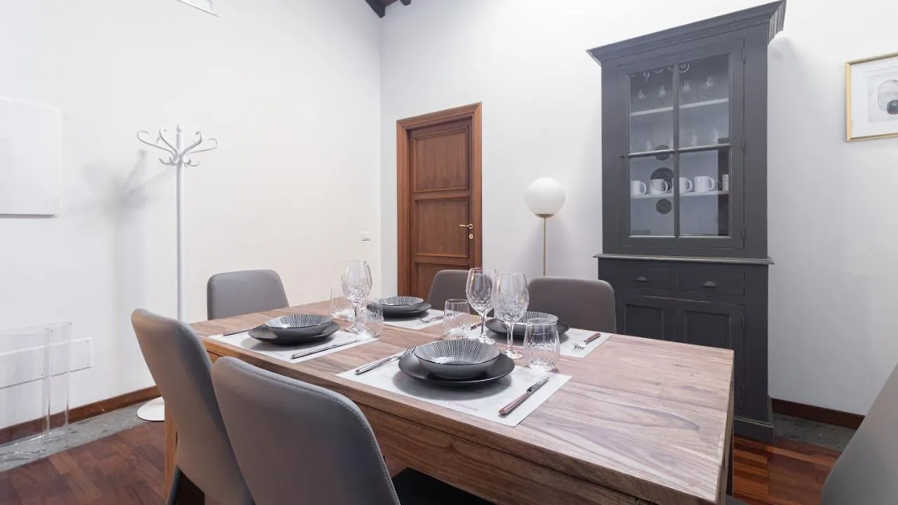 Italianway - Barberini Elegantia Apartments Roma Italy