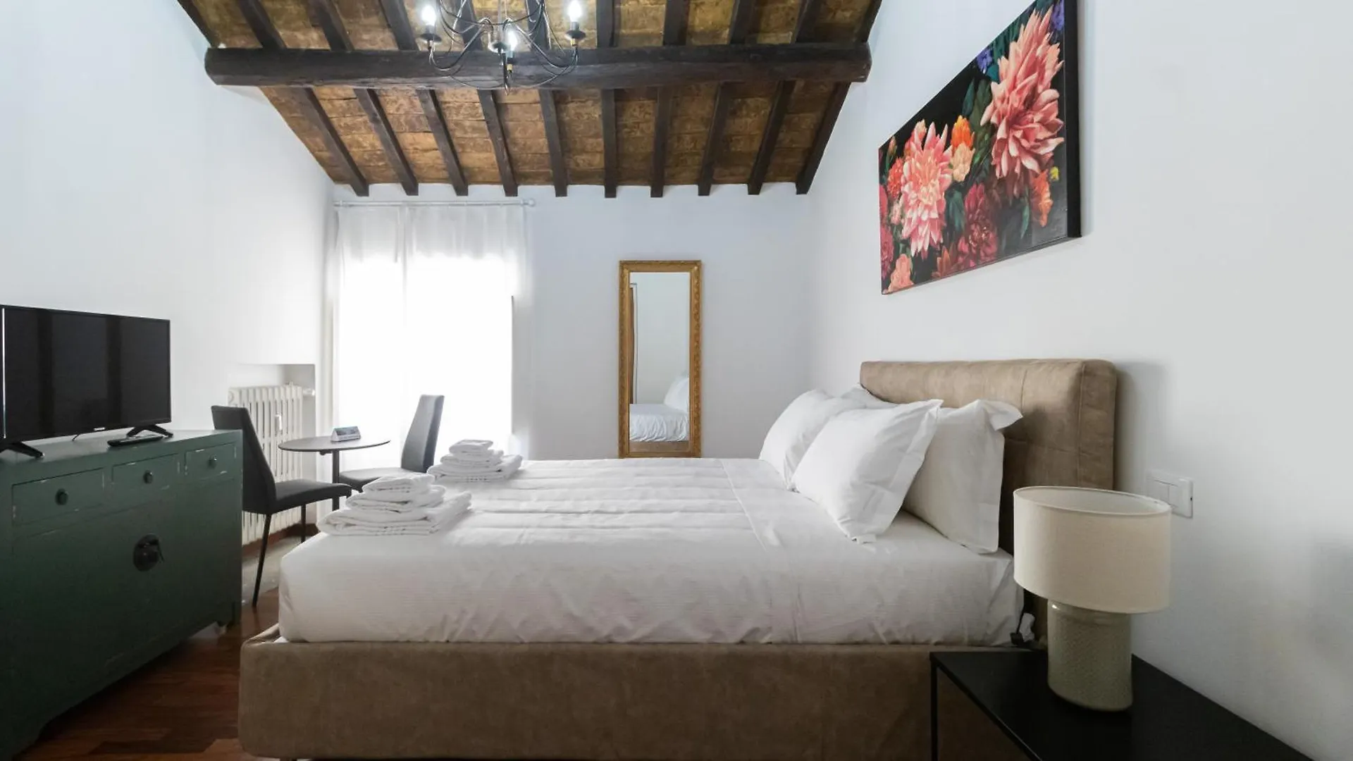 Italianway - Barberini Elegantia Apartments Roma