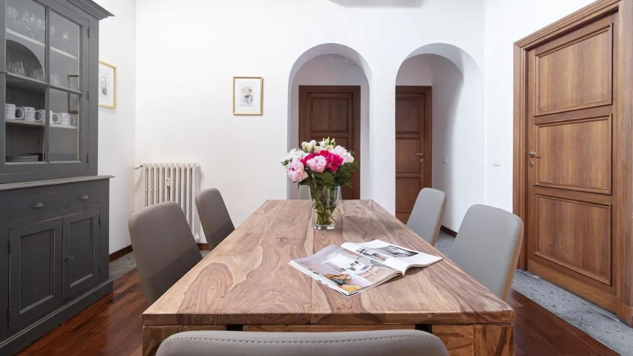 Italianway - Barberini Elegantia Apartments Roma Italy