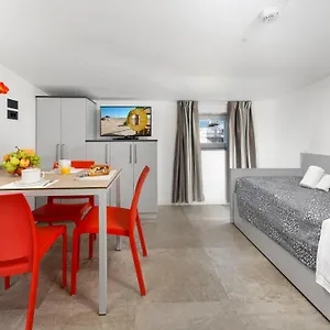 https://mini-suite.riccione-hotels.org