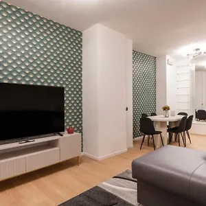 Royal Duomo Apartment Milan